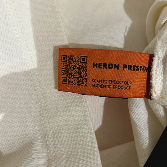 Authentic Heron Preston Tshirt in XS - Picture 7 of 9